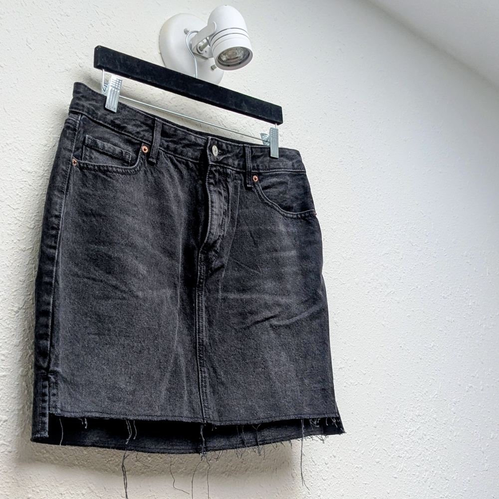 Old Navy Black Denim Mini Skirt NWOT